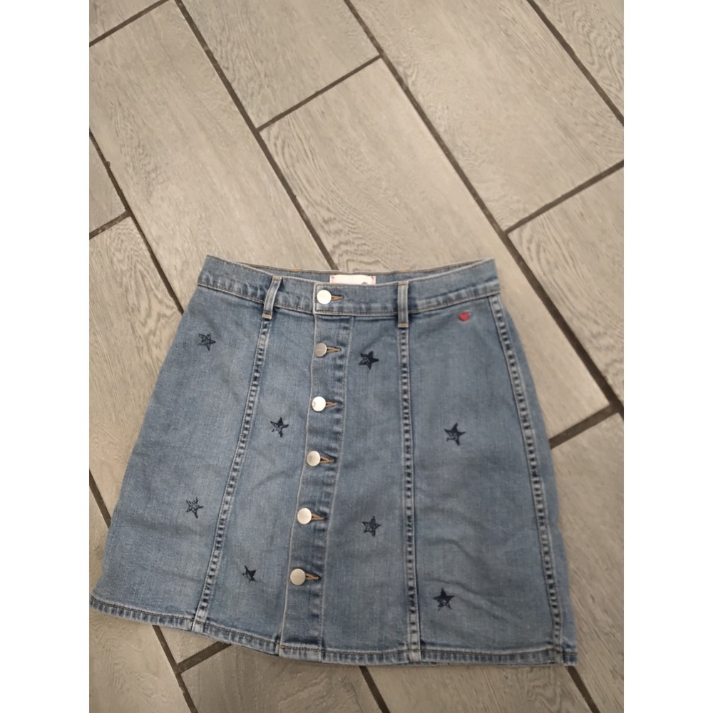 Sundry Blue Denim Star Embroidered Button Front Mini Skirt Size 26 Light Wash